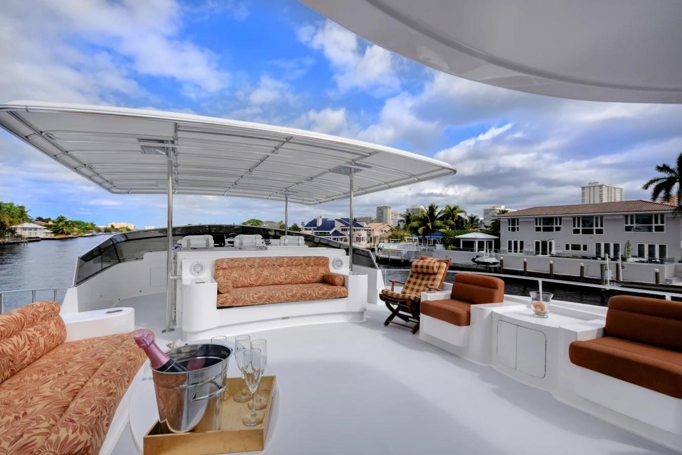 Marbella yacht bridge deck flybridge seating